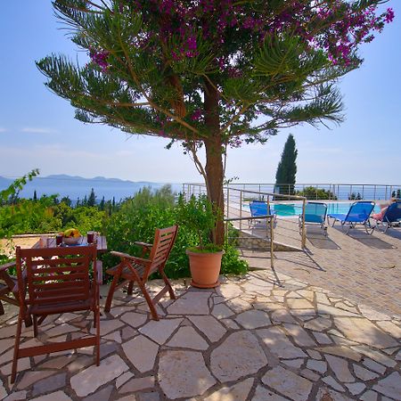 Studios Vrionis Panoramic Sunset Mesovounia  Extérieur photo