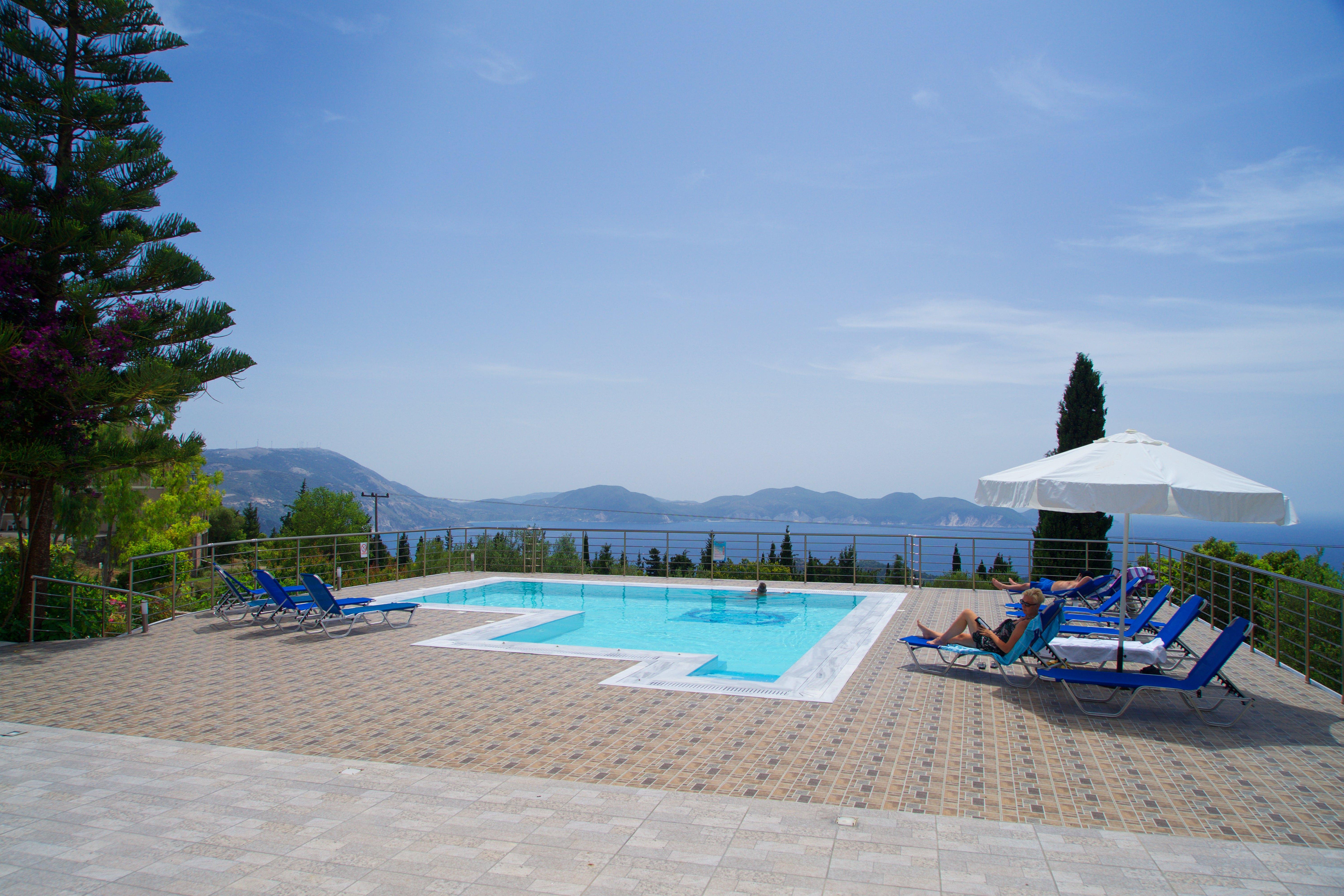Studios Vrionis Panoramic Sunset Mesovounia  Extérieur photo
