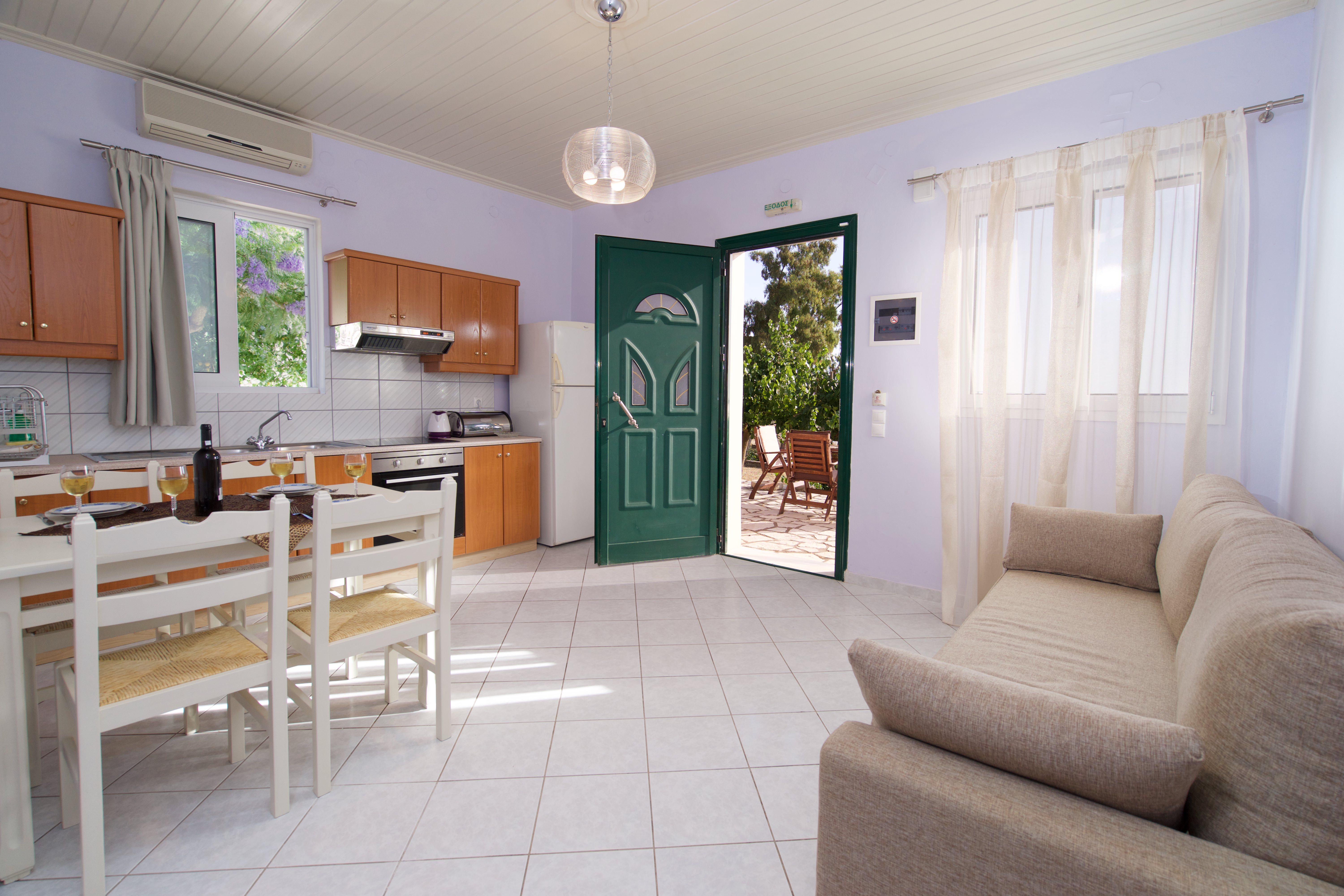 Studios Vrionis Panoramic Sunset Mesovounia  Extérieur photo
